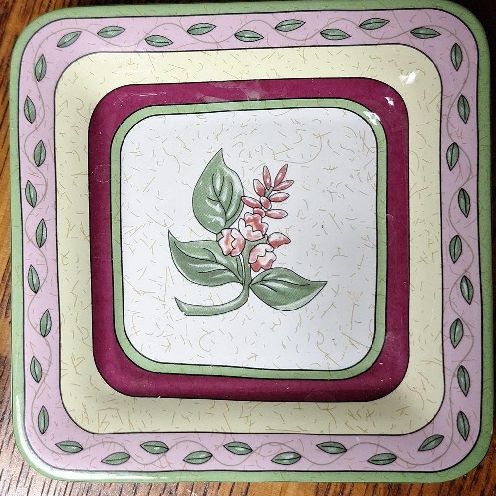 Partylite 2 Pc Green Candle W/ Lid & Plate Floral Sweet Pea Flower Square 4"x4" - Picture 5 of 7